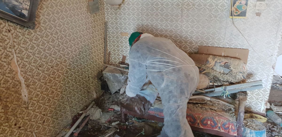 פינוי דירה וניקיון מחדרי שירותים מזוהמים - עשה זאת בעצמך